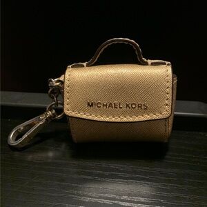 Michael kors coin purse keychain